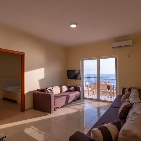 Starlight Apartment Sarande
