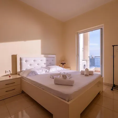 Starlight Sarande
